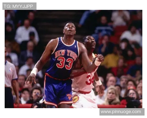 戴维斯与埃辛的对决谁能在篮球场上笑到最后